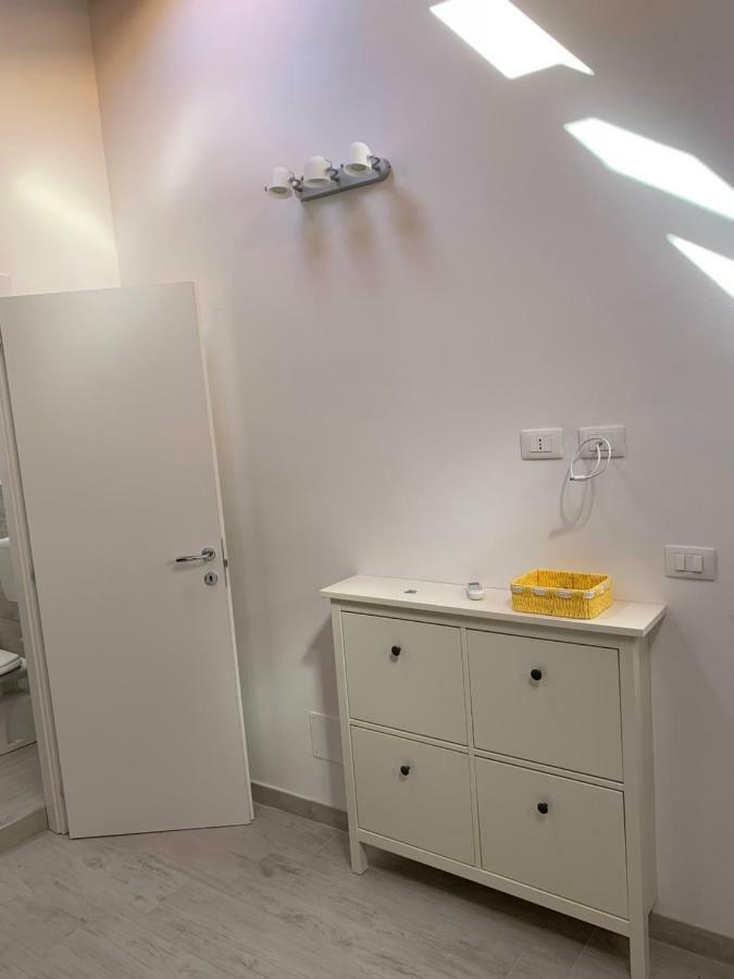 Deni'S Apartments Syracuse Екстер'єр фото