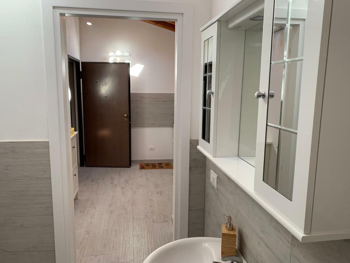 Deni'S Apartments Syracuse Екстер'єр фото