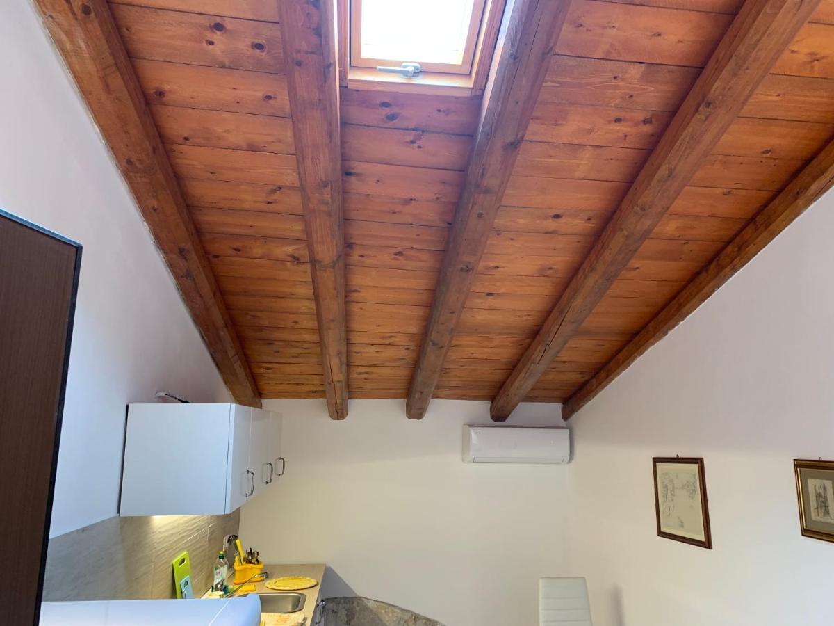 Deni'S Apartments Syracuse Екстер'єр фото